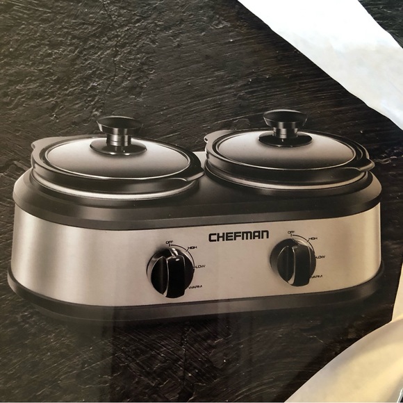Chefman Double Slow Cooker 2 x 1.25 Quart Oval Stoneware Crocks - Dual Controls - Picture 2 of 11